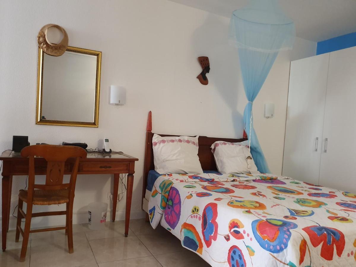 Douceur Du Sud Apartman Sainte-Anne Kültér fotó