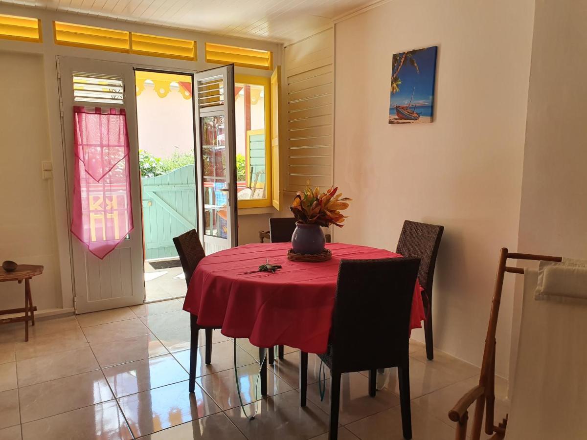 Douceur Du Sud Apartman Sainte-Anne Kültér fotó