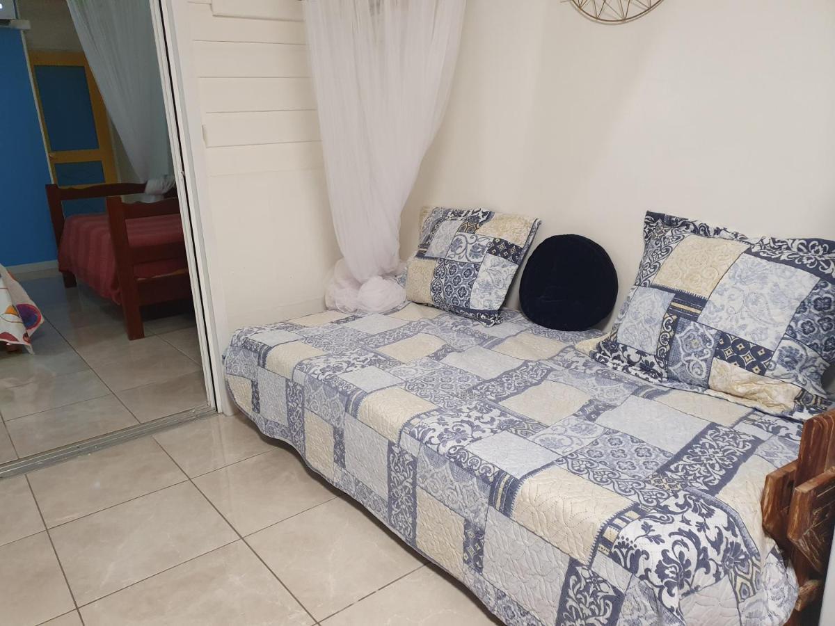 Douceur Du Sud Apartman Sainte-Anne Kültér fotó